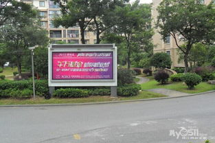 鎮(zhèn)江全方位戶外廣告解決方案 電梯、燈箱、橫幅與LED大屏廣告車
