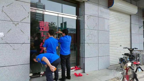 守護城市“顏值” 整治違規戶外廣告與占道經營是一場雙向共贏的努力